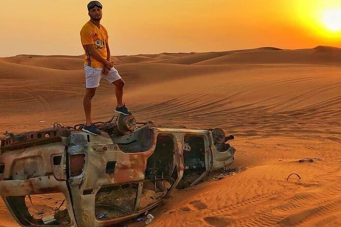1-Hour Desert Buggy Self-Drive Adventure: Camel Ride & Sandboard - Photo stop among the Lahbab dunes