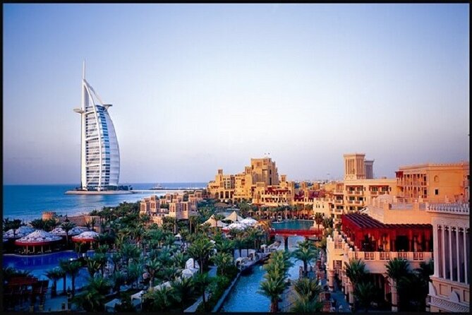 2-Day Abu Dhabi and Dubai City Tour with Desert Safari - Who should book this tour?