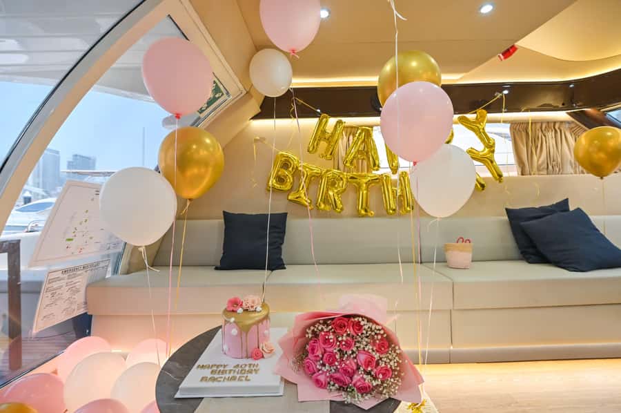 2 Hour Birthday Celebration on a Yacht in Dubai - The Yacht, Crew, and Onboard Comfort