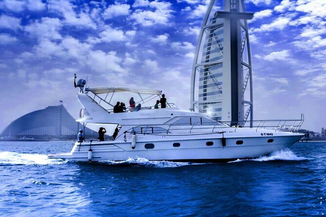 2 Hour Yacht Tour Around Palm Island - Evening Cruises and Dubai After Dark