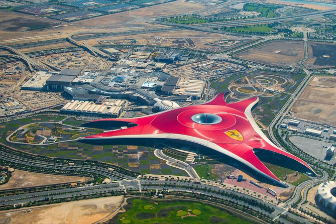 2 Parks in Yas Island Abu Dhabi - Who will enjoy this best?