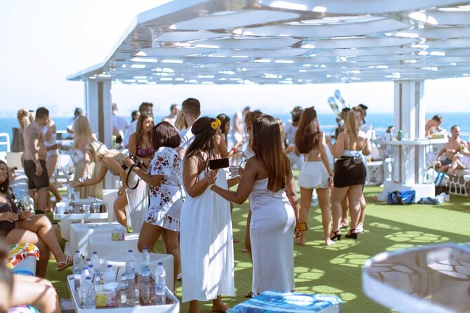 3-Hour Lotus Mega Yacht Dinner Cruise Dubai with Transfers - Setting out from Dubai Marina at 7:00 pm