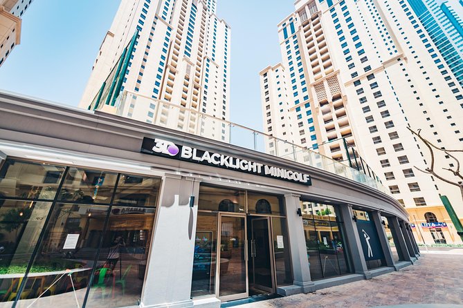 3d Blacklight Minigolf - Jbr / Marina Dubai - The three rooms: desert, underwater, and intergalactic