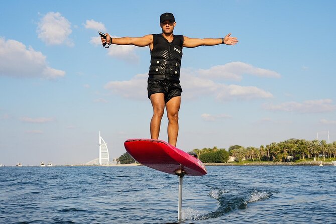 40 min E Foil Sessions with Coach - Forty minutes on the water