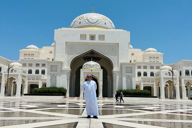 8 hours Abu Dhabi Grand Mosque and Qasar Al Watan Palace Tour - Emirates Palace: a polished final attraction