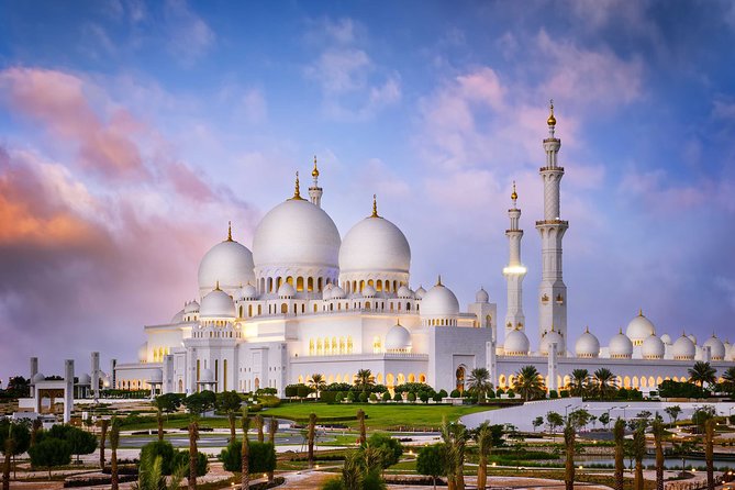 8 Hrs. Full Day Vehicle within Dubai/Abu Dhabi - Emirates Palace and the Corniche