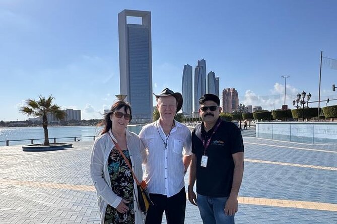 Abu Dhabi Airport Stopover, Transit or Layover Tour - The Corniche is a ten-minute Abu Dhabi postcard