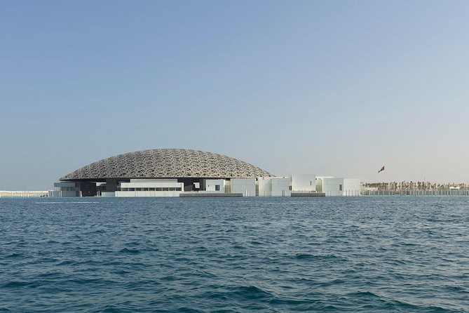 Abu Dhabi City Full Day Sightseeing Tour From Dubai - Marina Mall: A Convenient Lunch Stop, But Budget Extra