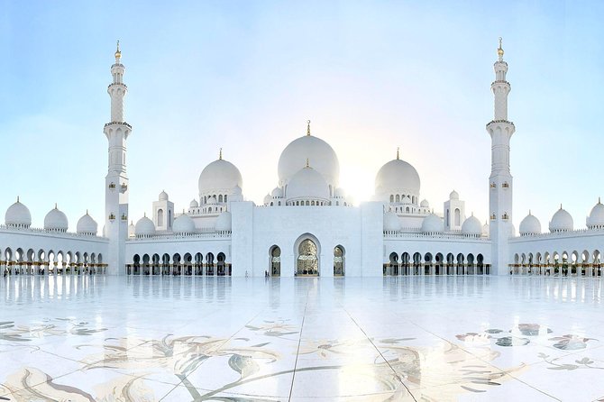Abu Dhabi City Tour, Emirates Palace, Grand Mosque, Louvre Museum - What $100 buys you from Dubai