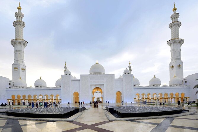Abu Dhabi City Tour From Dubai With Hotel Pickup - Saadiyat Island, Islamic art, and the newer Abu Dhabi