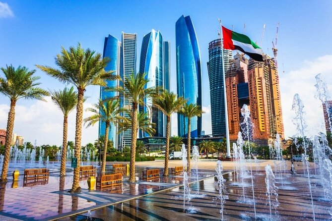 Abu Dhabi City Tour from Dubai - Sheikh Zayed Grand Mosque: the essential stop