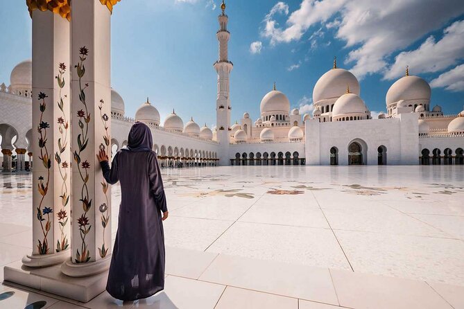 Abu Dhabi City Tour Full Day - Qasr Al Watan requires a careful expectation