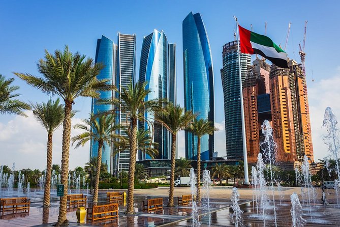 Abu Dhabi City Tour, Grand Mosque, Emirates Palace & The Louvre - Guide quality can make or break the day