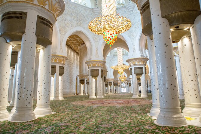 Abu Dhabi City Tour: Grand Mosque, Palace, Souk, Louvre & Ferrari - Sheikh Zayed Grand Mosque: give this stop your attention