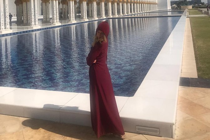 Abu Dhabi City Tour (Grand Mosque & Qasr Al Watan) - Abu Dhabi Dates Market: useful gifts, short shopping stop
