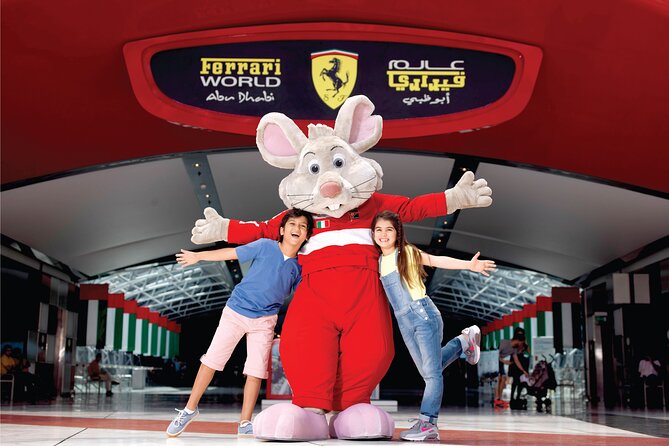 Abu Dhabi City Tour in 4x4 Private Vehicle, Dubai Pickup Option - The Abu Dhabi Dates Market brings in a taste of daily commerce