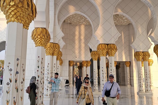 Abu Dhabi City Tour :Qasr Al Watan, Emirates Palace, Mosque - Abu Dhabi city views on the way in