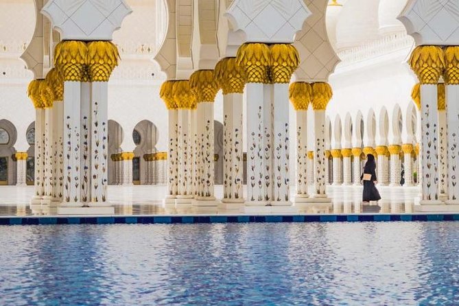 Abu Dhabi City Tour with Ferrari world Combo - The long day and group logistics