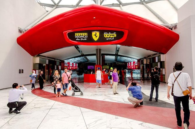 Abu Dhabi City Tour With Ferrari World Theme Park - The Sheikh Zayed Grand Mosque deserves your best attention
