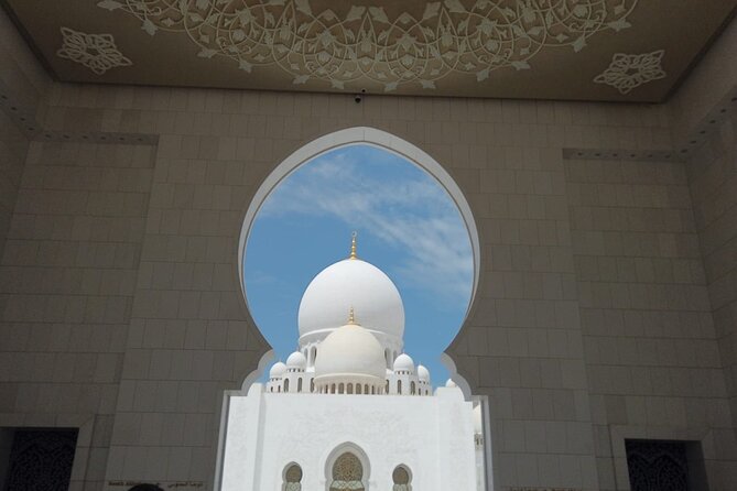 Abu Dhabi City Tour with Gold Coffee: A Taste of Luxury & Culture - Sheikh Zayed Grand Mosque: one hour beneath white marble