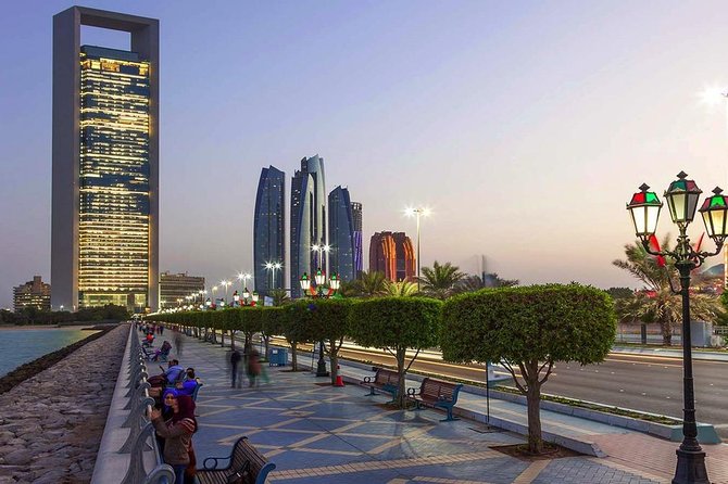 Abu Dhabi City Tour with Grand Mosque Including Transfers - Saadiyat Island and Ferrari World