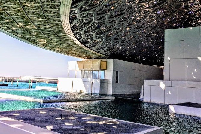 Abu Dhabi City Tour with Louvre Museum Entry Ticket - Marina Mall: your one-hour lunch break