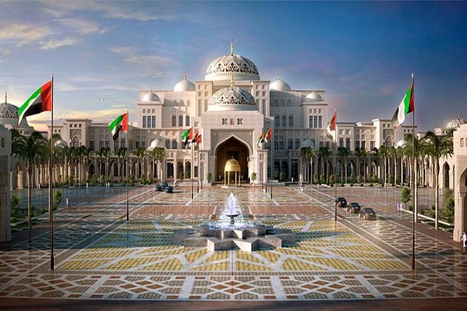 Abu Dhabi City Tour With Presidential Palace Entrance - Guided Tour - Emirates Palace and the Abu Dhabi waterfront