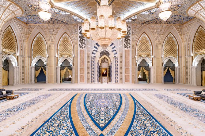 Abu Dhabi Day Tour From Dubai with Sheikh Zayed Grand Mosque - The Corniche and Abu Dhabi’s postcard views