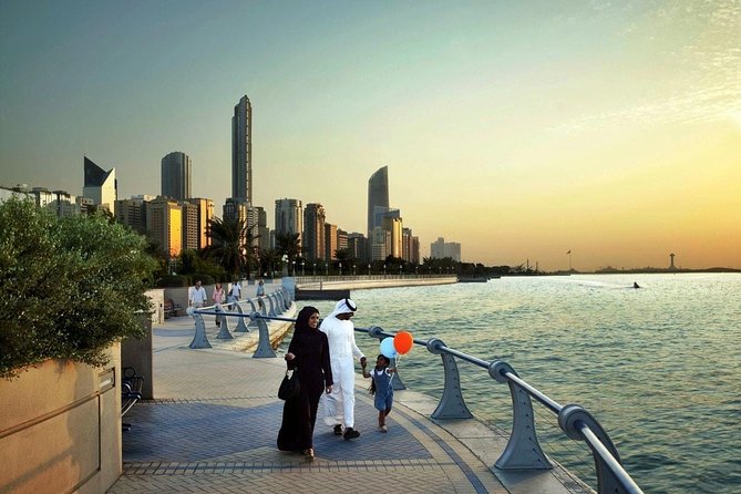 Abu Dhabi Day Tour From Dubai with Sheikh Zayed Grand Mosque - Marina Mall, lunch, and the shopping question