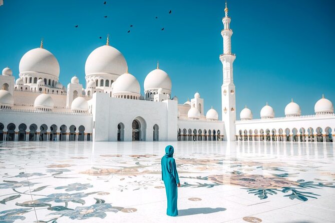 Abu Dhabi Day Tour with Qasr al Watan - Sheikh Zayed Grand Mosque: The Visual Centerpiece