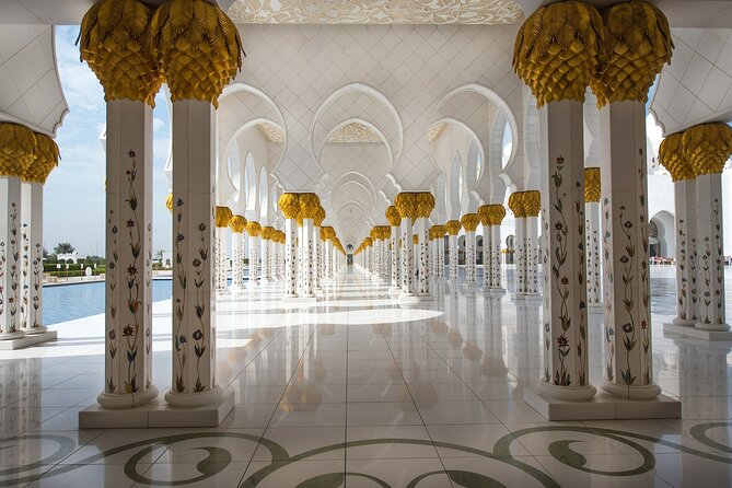 Abu Dhabi Day Tour with Qasr al Watan - Qasr Al Watan: The Tour’s Major Interior Visit