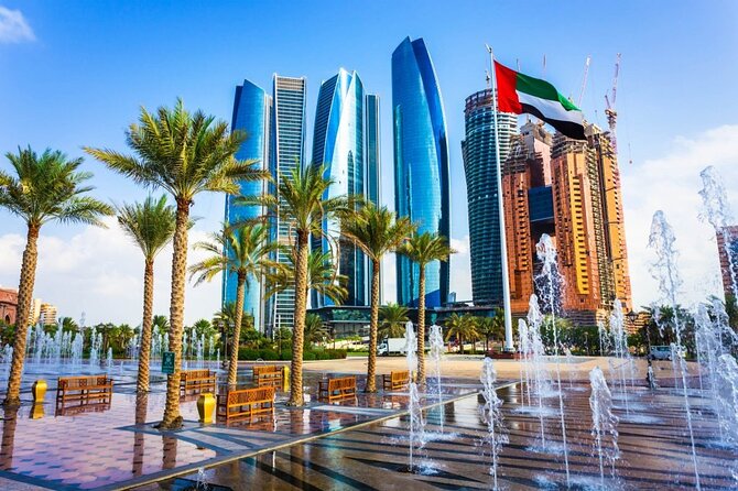 Abu Dhabi Full Day Sightseeing Tour From Dubai - Dates Market: a tasty but commercial pause
