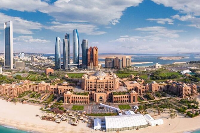 Abu Dhabi Full Day Sightseeing Tour From Dubai - Emirates Palace and the grand hotel stops