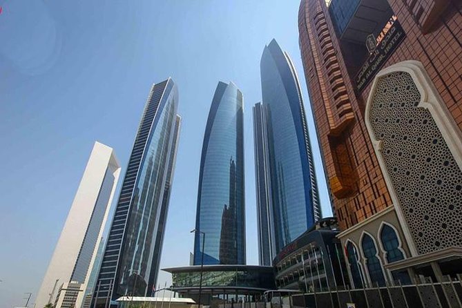 Abu Dhabi Full-Day Sightseeing Tour from Dubai with Mosque Visit - The Corniche, Emirates Palace, and Qasr Al Watan