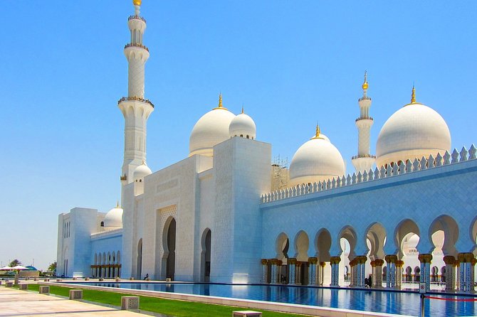 Abu Dhabi Grand Mosque, Etihad Towers & Royal Palace Visit from Dubai - Etihad Towers and the observation deck