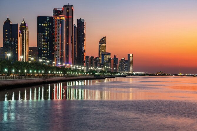 Abu Dhabi Highlights Day Trip from Dubai - The dates market is built for tasting and gifts