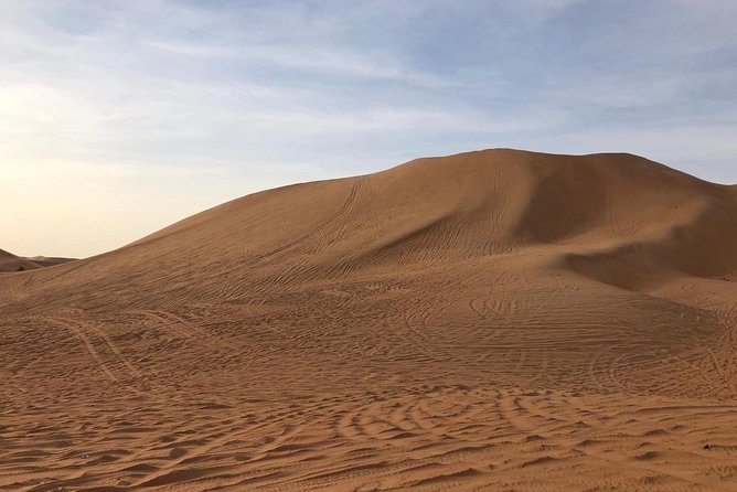 Abu Dhabi morning desert safari - Private car - Sandboarding on the Al Khatim dunes