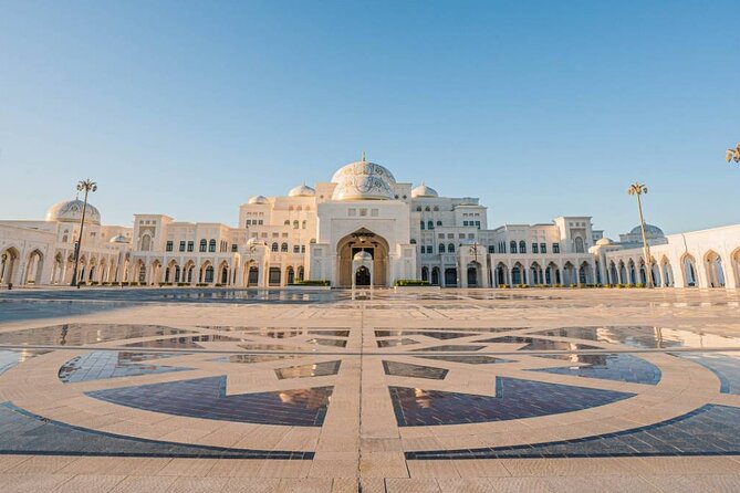 Abu Dhabi Premium Full-Day Sightseeing Tour From Dubai - Emirates Heritage Village: a quick look at older Abu Dhabi
