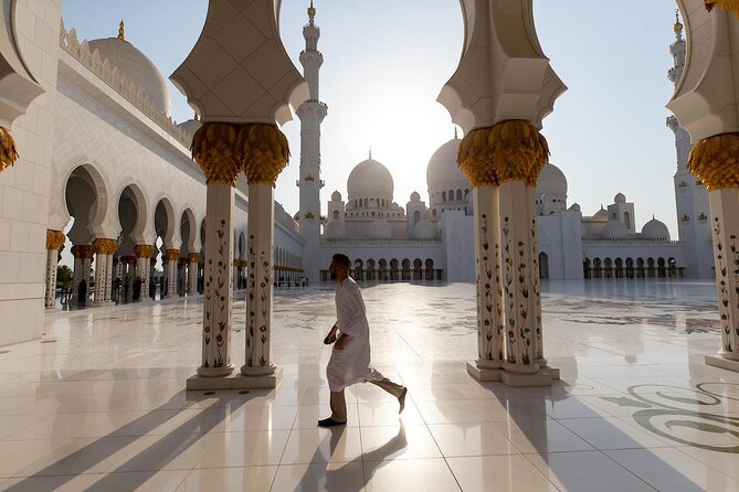 Abu Dhabi Sheikh Zayed Grand Mosque Tour - Key points to know before booking