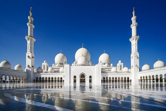 Abu Dhabi Sheikh Zayed Mosque Ferrari World Tour and Transfers - The Dubai to Abu Dhabi road journey