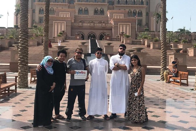 Abu Dhabi Sightseeing Tour from Dubai - Presidential sights, Etihad Towers, and Emirates Palace