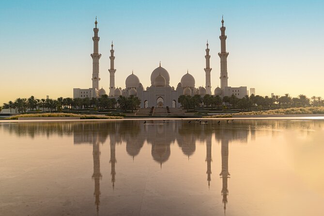 Abu Dhabi Sightseeing Tour: Sheikh Zayed Mosque, Heritage Village & Dates Market - Why this four-hour Abu Dhabi tour works