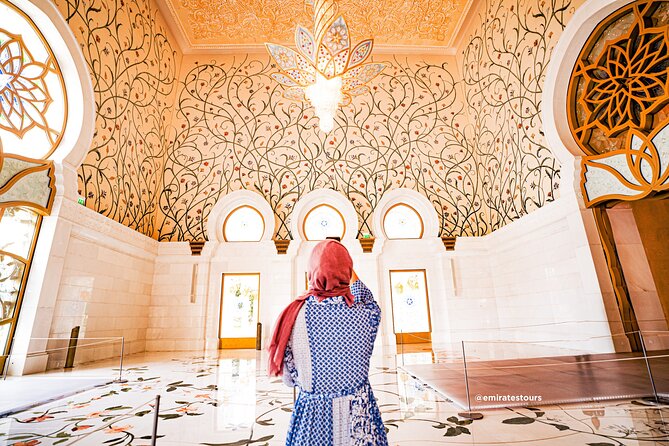 Abu Dhabi Sightseeing Tour: Sheikh Zayed Mosque, Heritage Village & Dates Market - The Founder’s Memorial brings the history into focus
