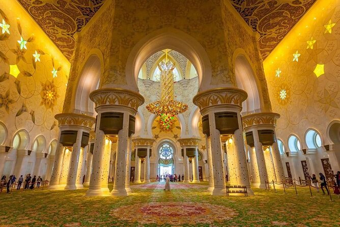 Abu Dhabi Tour Full-Day from Dubai small group with Grand Mosque - What this $60 Abu Dhabi day tour really offers
