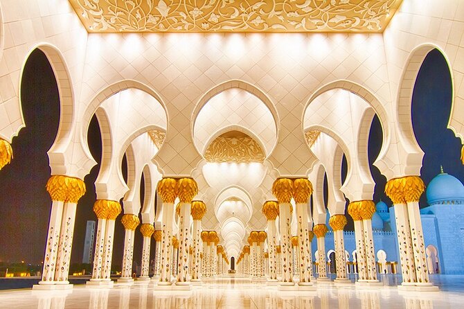 Abu Dhabi Tour Full-Day from Dubai small group with Grand Mosque - Dates Market and the taste of local shopping