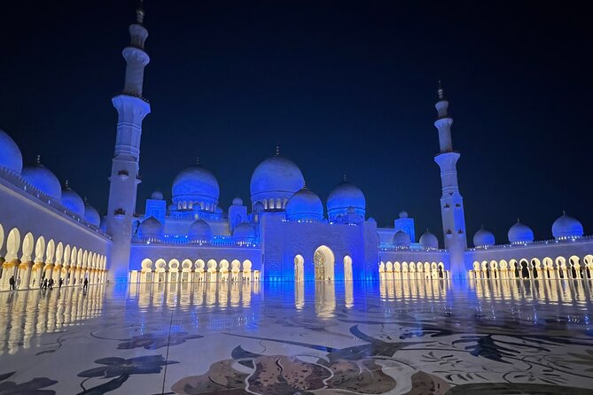 Abu Dhabi Tour Grand Mosque Emirates Palace Heritage Village - Sheikh Zayed Grand Mosque: give this stop your attention