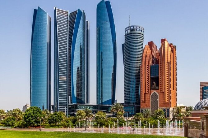 Abu Dhabi Tour in Private 4x4 with Grand Mosque, Louvre & Ferrari - What the $299 group price really means