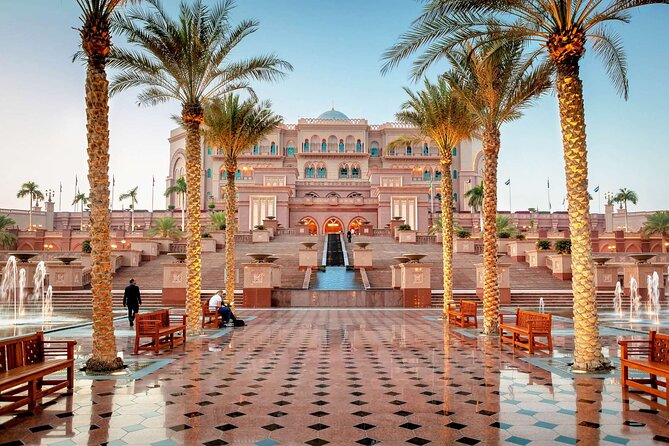 Abu Dhabi Tour in Private 4x4 with Grand Mosque, Louvre & Ferrari - Why the guide can make or break the day