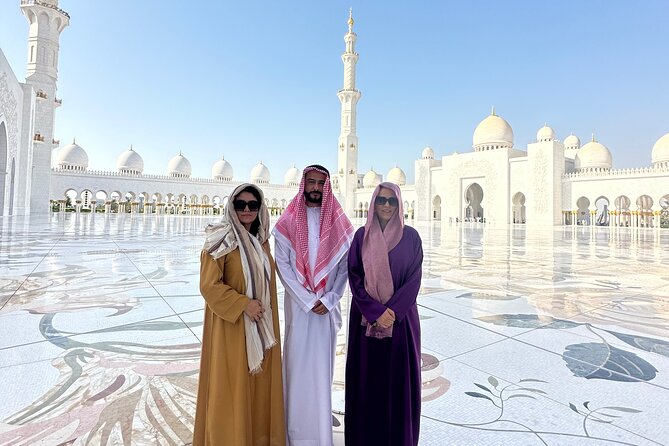 Abu Dhabi Tour with Sheikh Zayed Grand Mosque Visit - Corniche, Nation Towers, and Etihad Towers