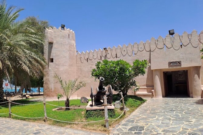 Abudhabi City Tour From Dubai - The Corniche offers the best outdoor pause